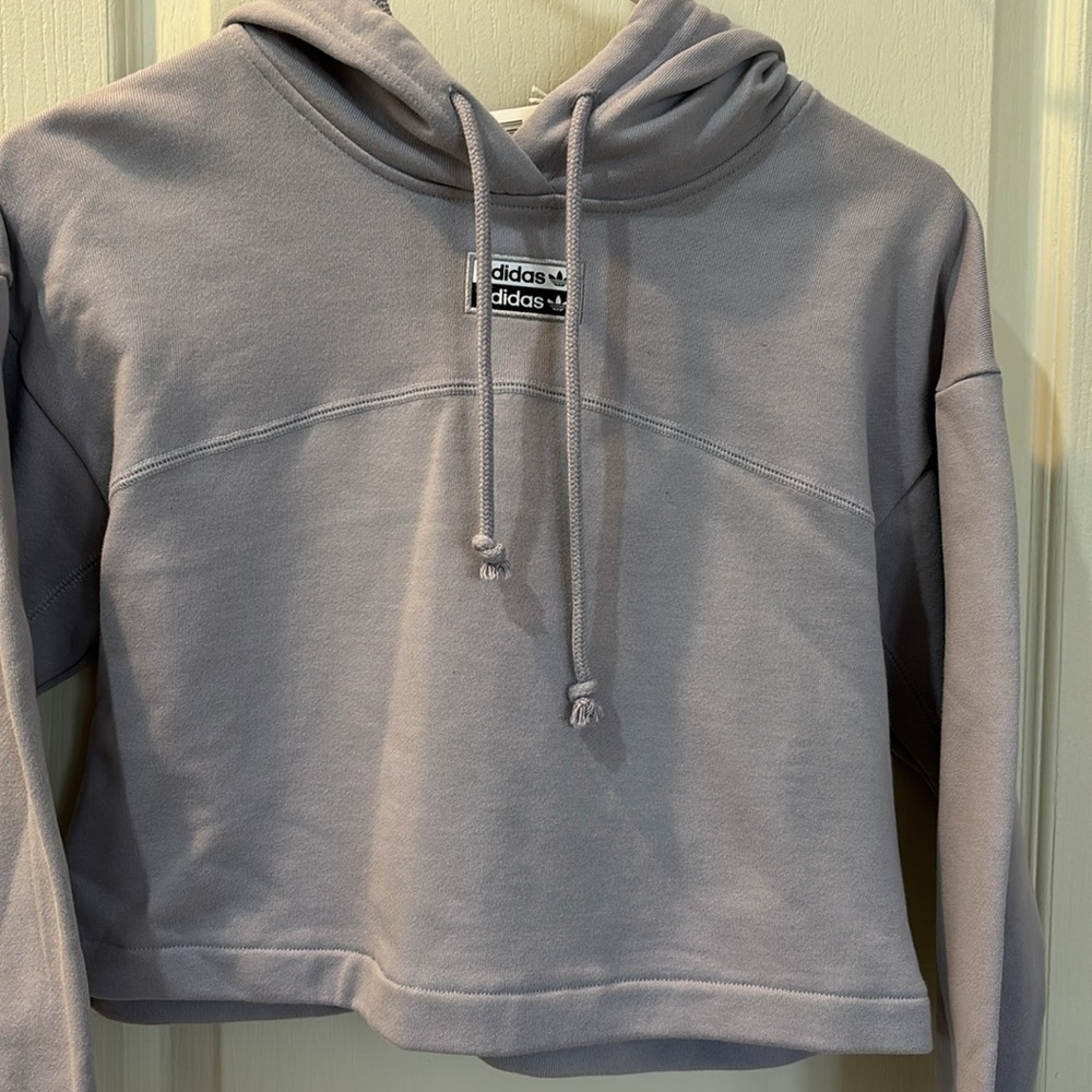 Adidas woman’s xs cropped hoodie - Picture 2 of 4